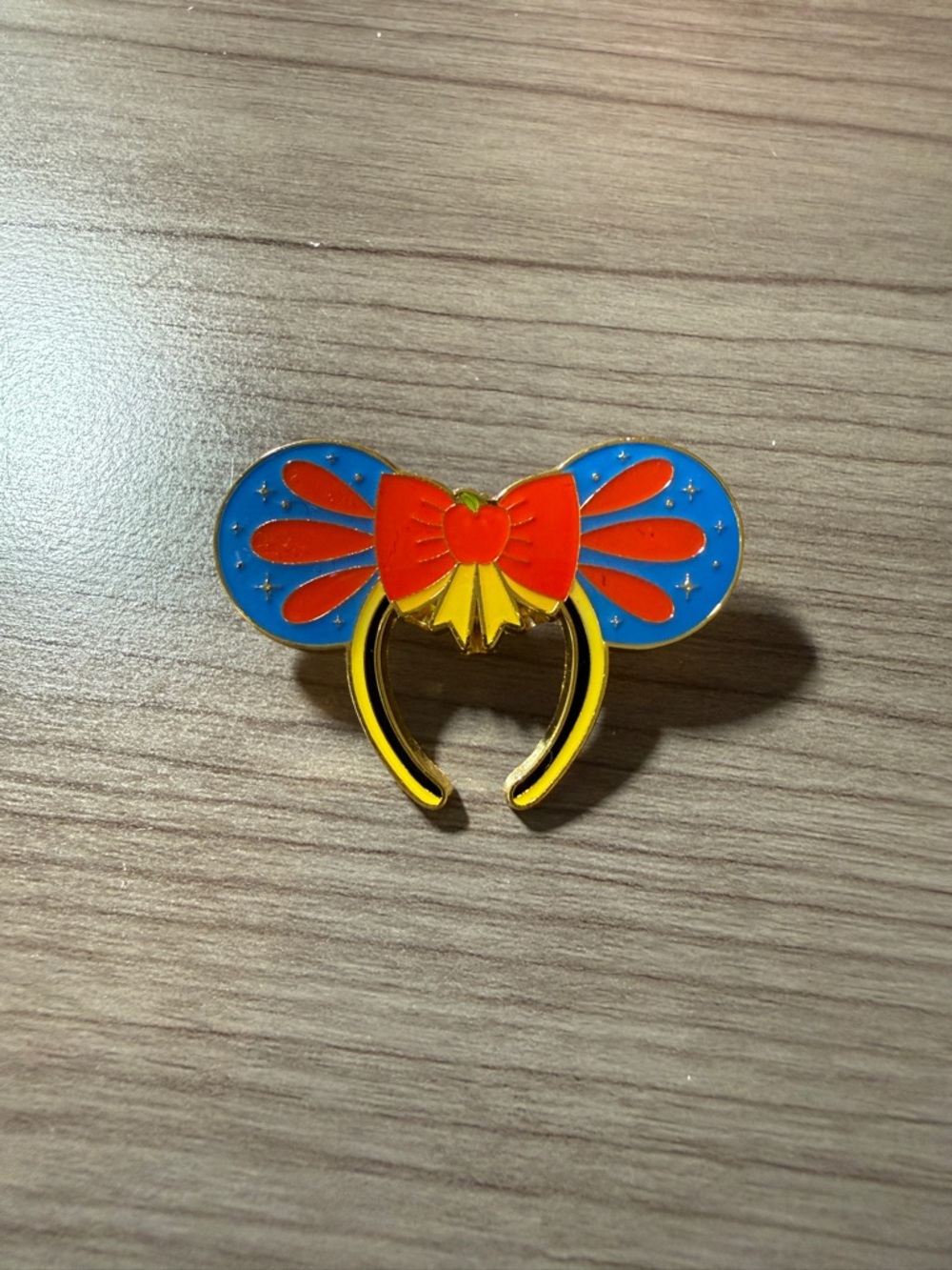Snow White, Disney Minnie Mouse Ears Pin